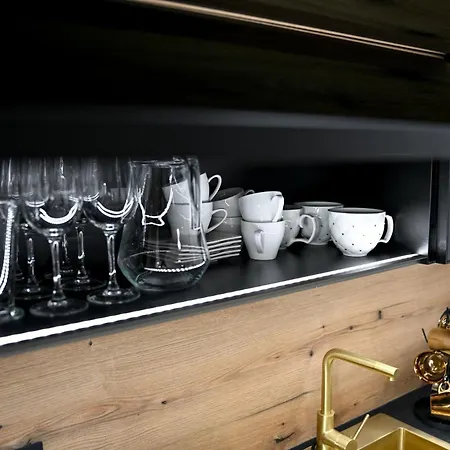 Apartment Luxury Fani & Sons