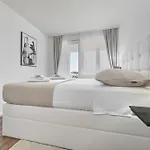 Luxury Fani & Sons Appartement