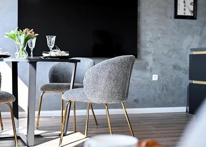 Luxury Fani & Sons *