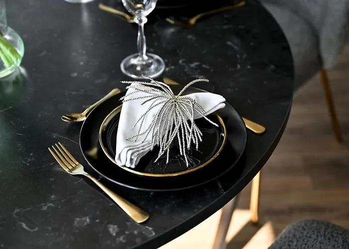 Luxury Fani & Sons *